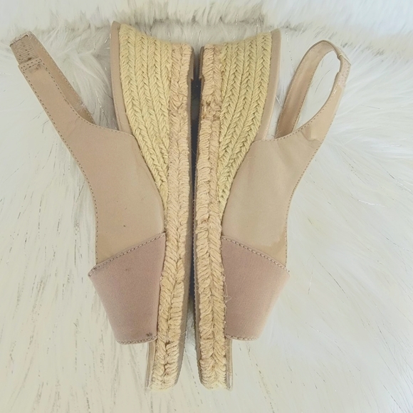 Ellen Tracy Wedge Heel Sandals - Picture 4 of 6